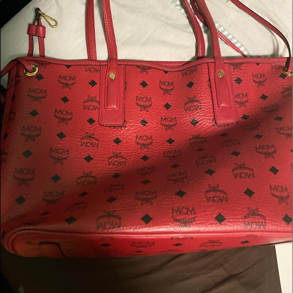 Red mcm